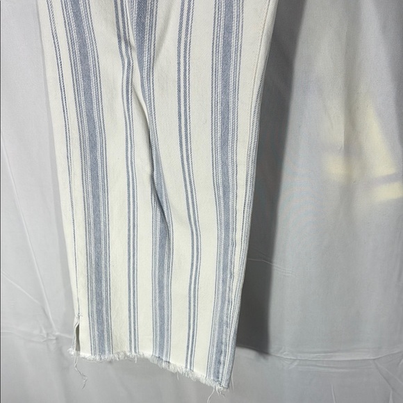 Citizens of Humanity White and Blue Straight Leg Jeans with Stripes and Belt - Picture 7 of 12